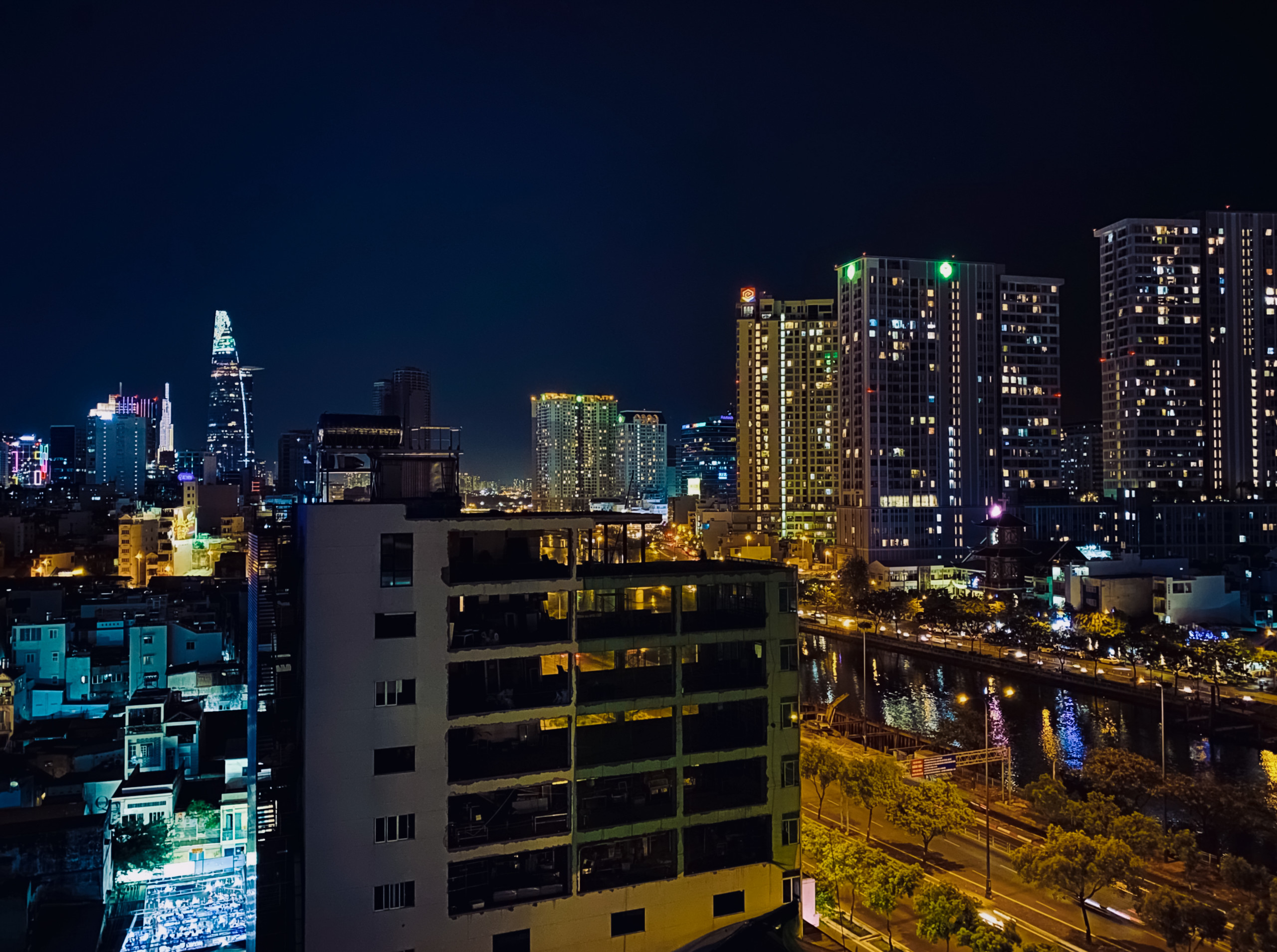 8th - Cozy Night Sài Gòn