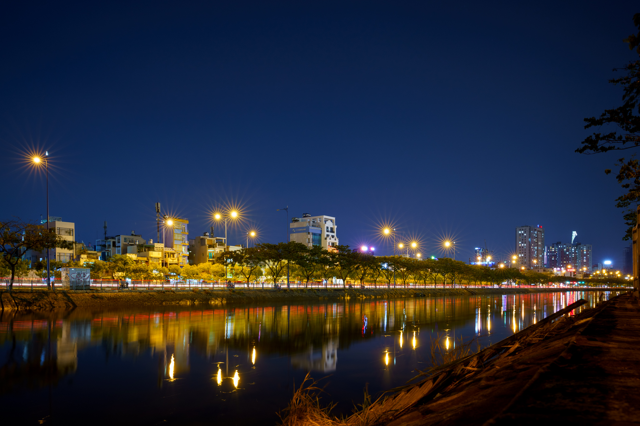 15th - Riverside Night